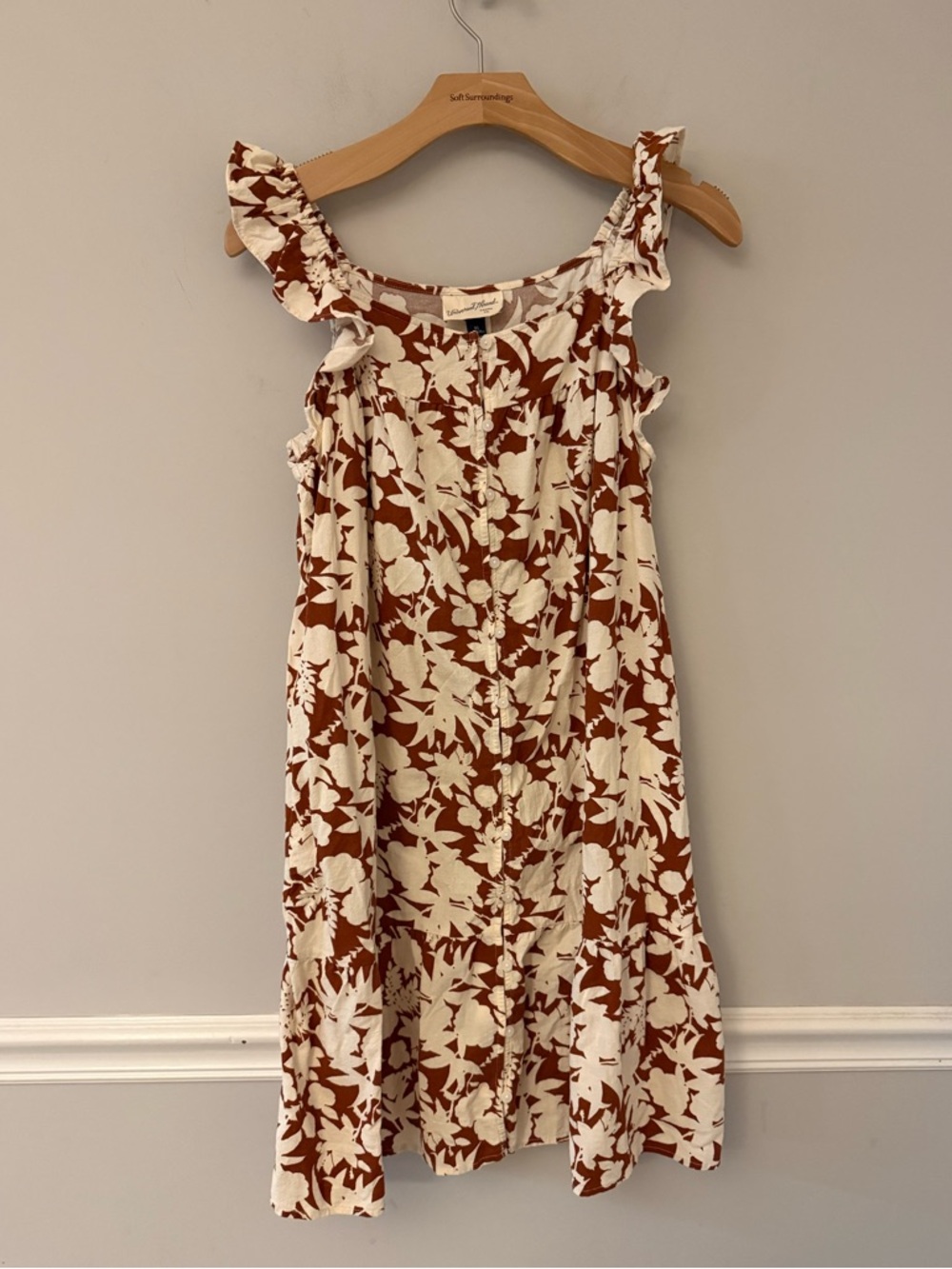 Universal Thread  Flutter Sleeveless brown floral  Short Dress. XS